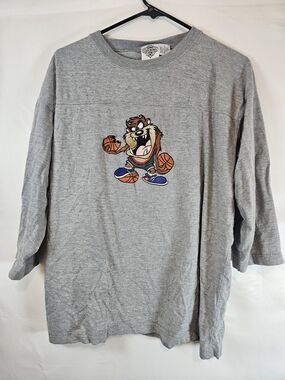 vintage 1990s Looney Tunes Taz slam dunk basketball t-shirt by Acme Clothing